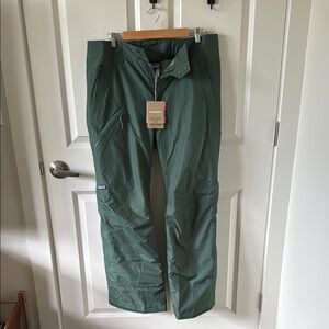 Patagonia Women's Forest Green Snow Pants